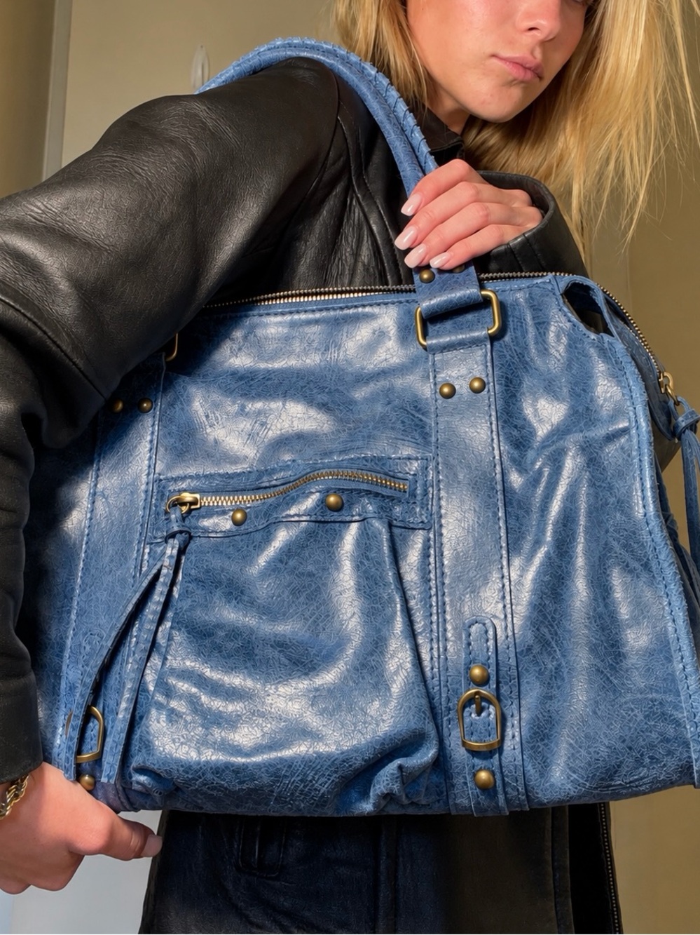 100% Real Leather Made in Italy Blue Distressed Leather Handbag / Shoulder Bag